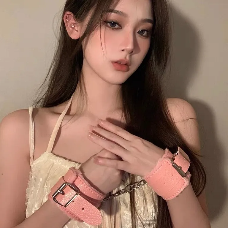 PU Leather Restraint Hand/Wrist Cuffs - Image 19