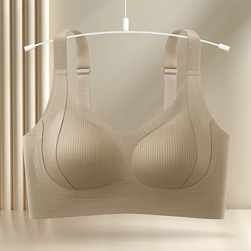 Seamless full-cup bra - Image 7
